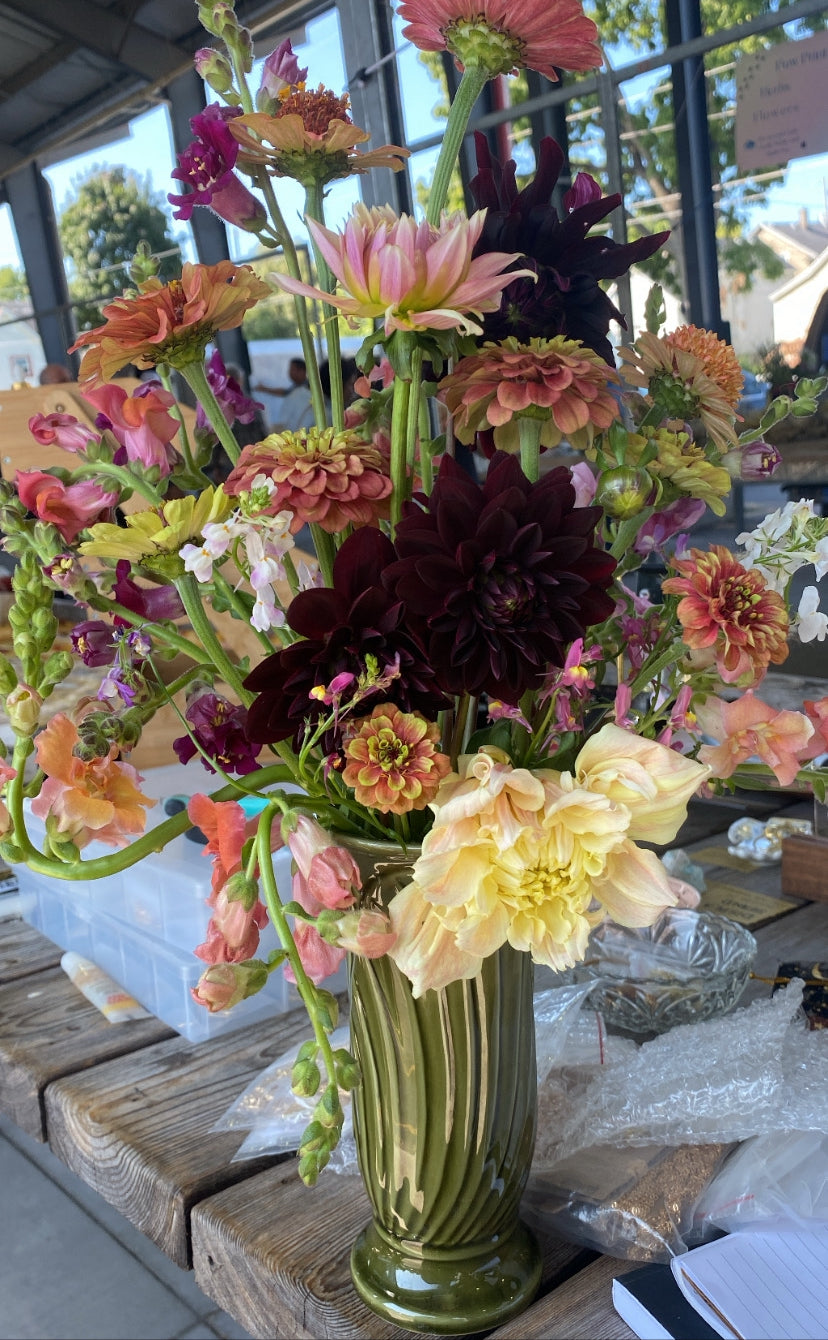 2024 Weekly Cut Flower Subscriptions (Local Pick Up/Delivery)