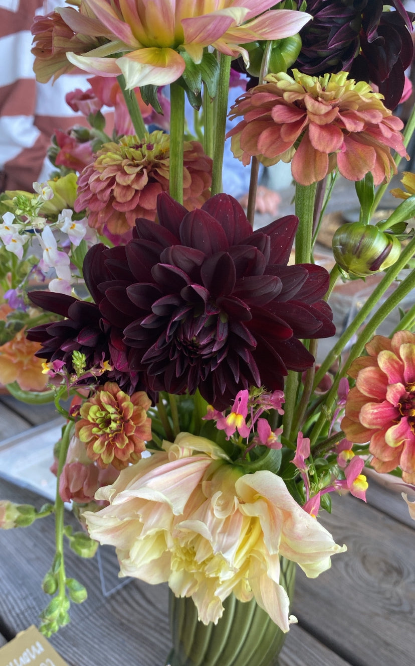 2024 Weekly Cut Flower Subscriptions (Local Pick Up/Delivery)
